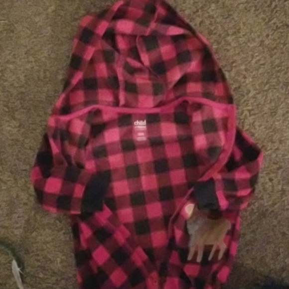 18m Red/Black Plaid PJ's - Picture 3 of 7